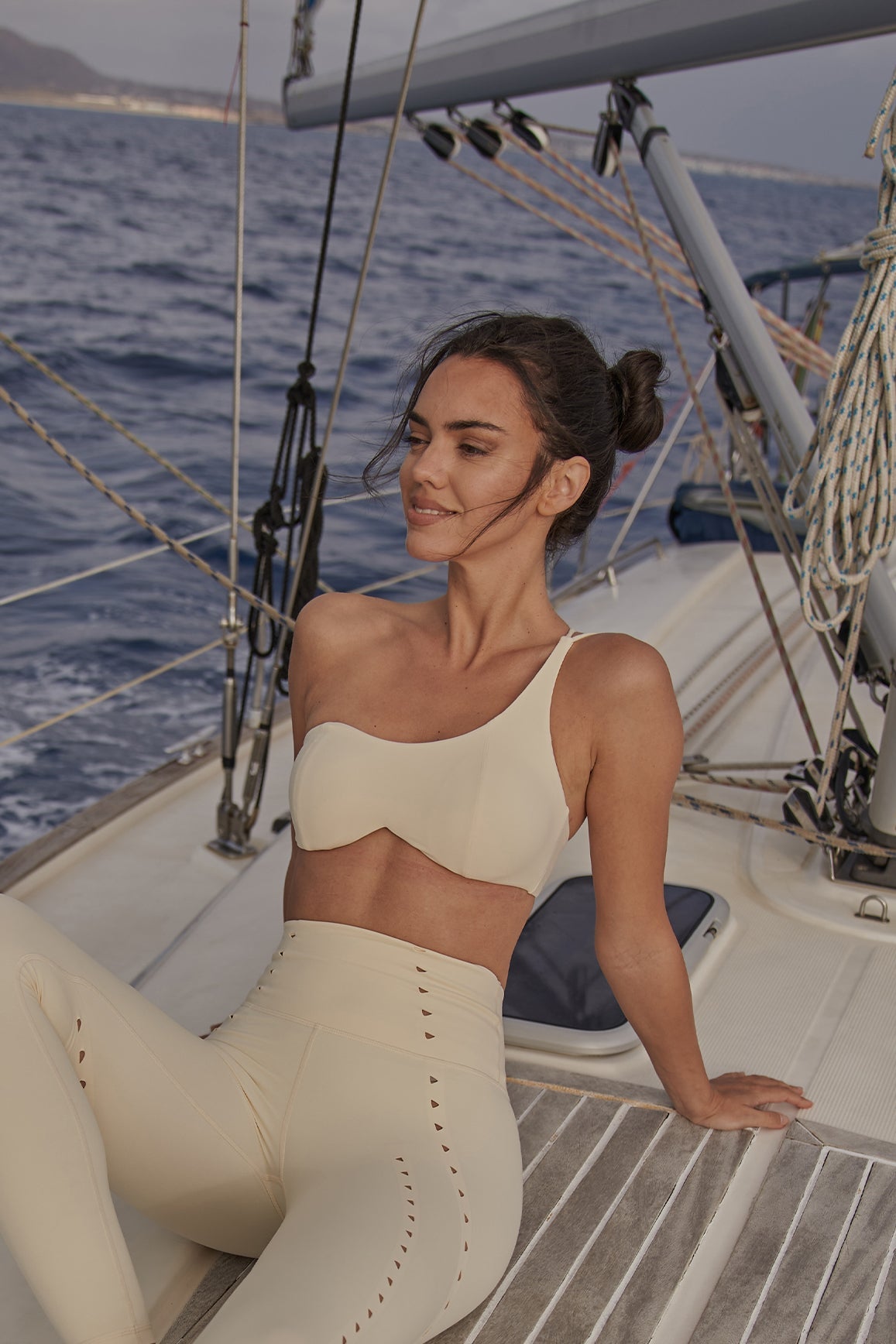 Soutien-gorge une épaule galbant