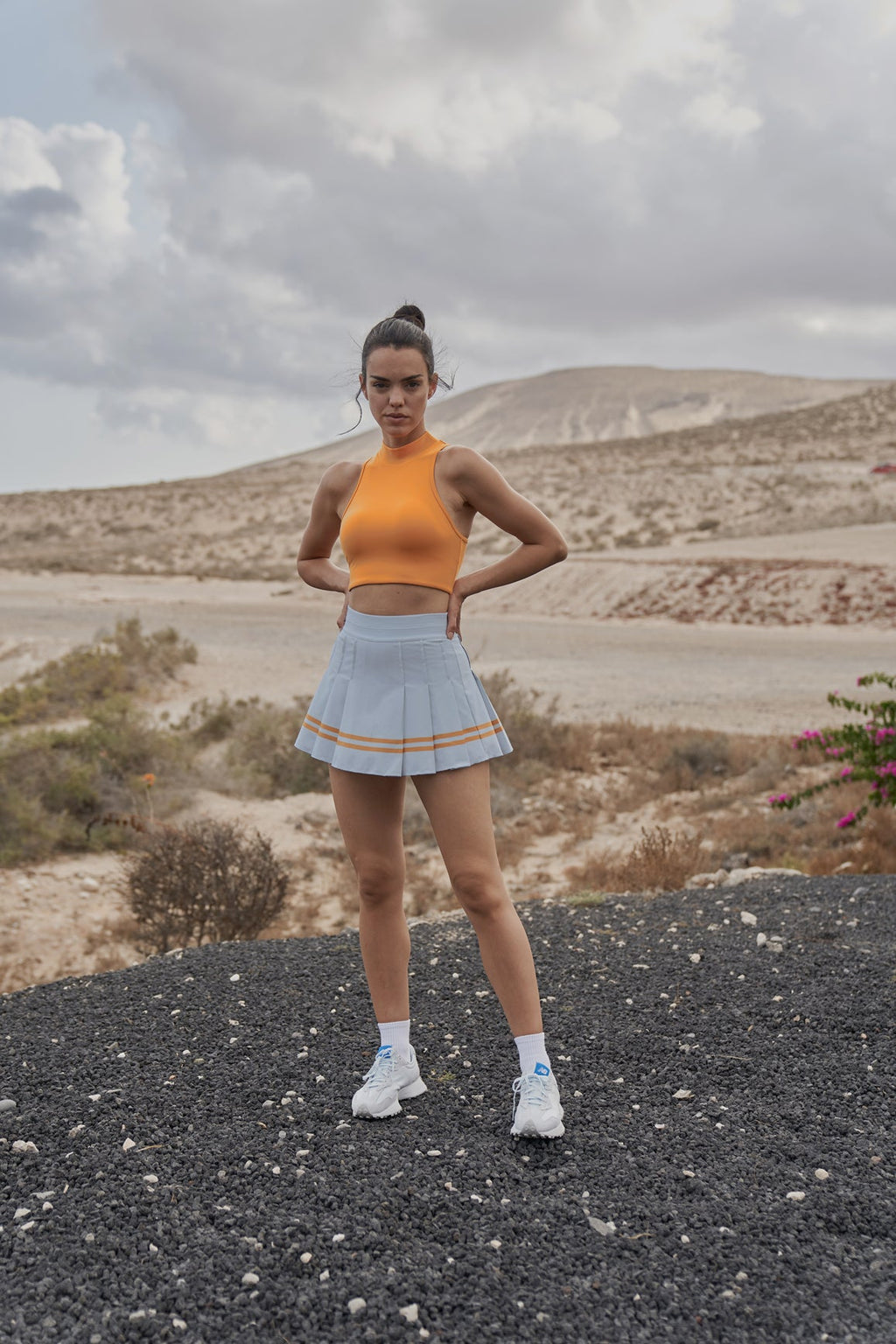 Soutien-gorge à col montant découpé en losange